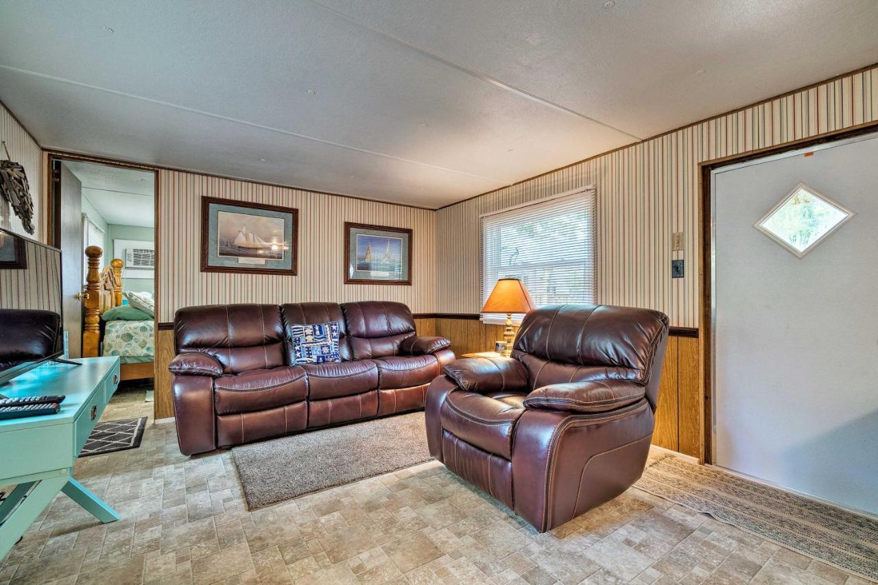 Cabin With Fire Pit, Walk To Steinhatchee River! المظهر الخارجي الصورة