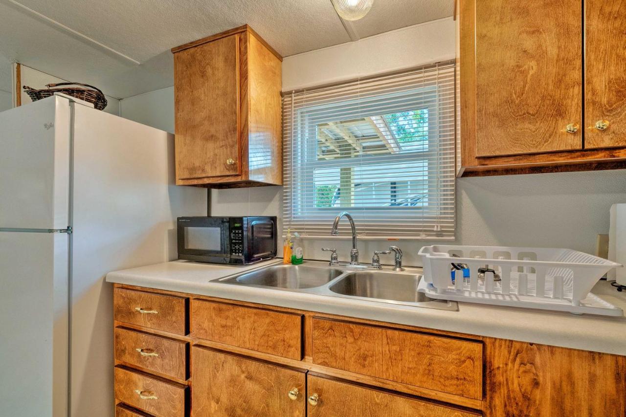 Cabin With Fire Pit, Walk To Steinhatchee River! المظهر الخارجي الصورة