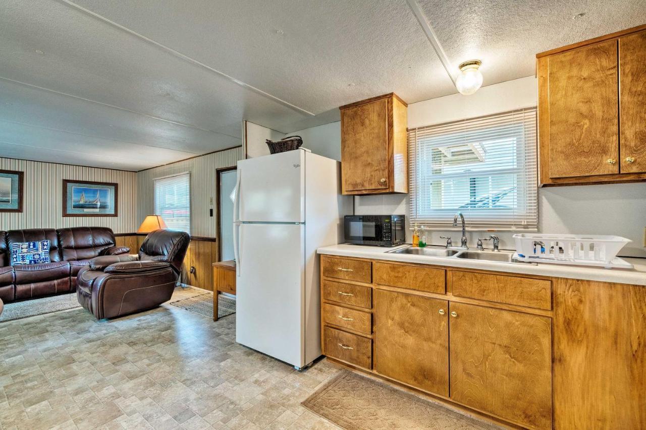 Cabin With Fire Pit, Walk To Steinhatchee River! المظهر الخارجي الصورة